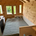 Luxury tent La Roulotte De Lois & Clara Arc-en-Barrois