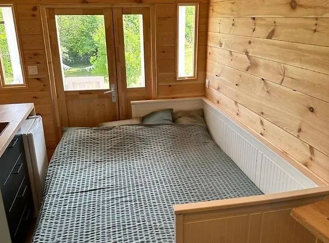 خيمة فخمة La Roulotte De Lois & Clara آخْك أو بارْوا