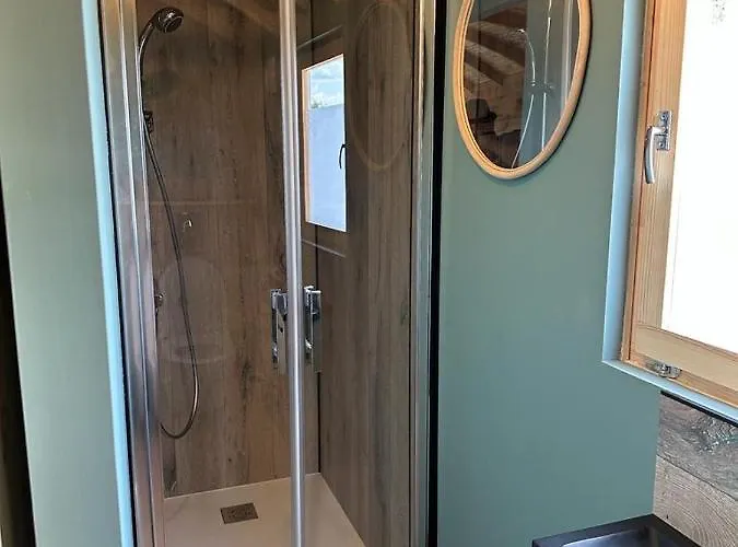 La Roulotte De Lois & Clara خيمة فخمة آخْك أو بارْوا