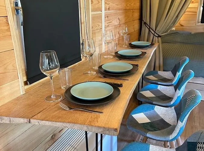 La Roulotte De Lois & Clara Luxe tent