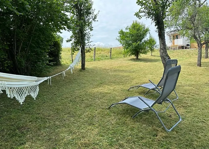 La Roulotte De Lois & Clara * آخْك أو بارْوا